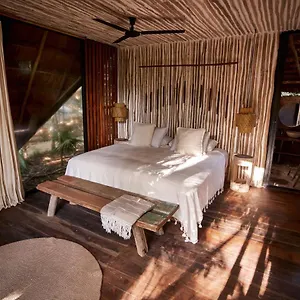 **** Hotel Kapok Bacalar - Plant Based Mexico